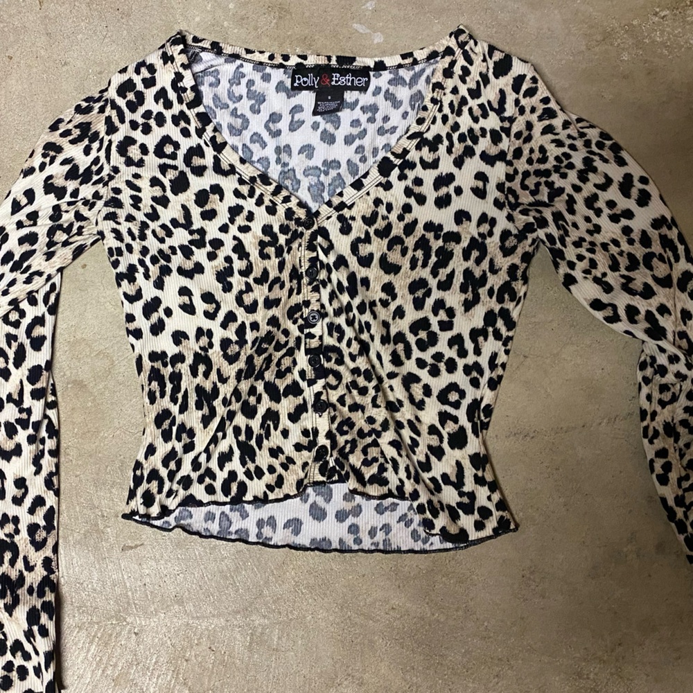 Women’s long sleeve